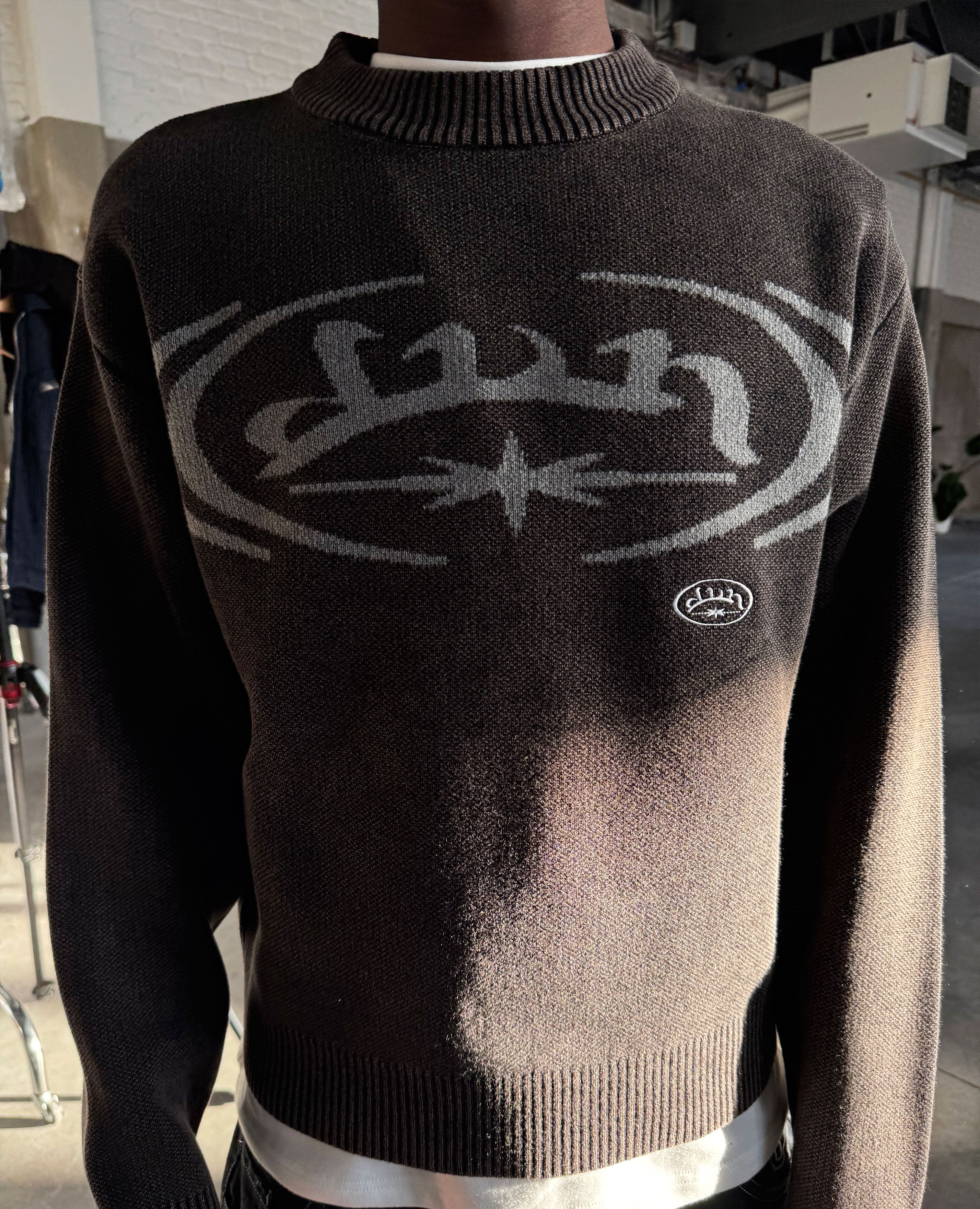 トップス MIDWEST EXCLUSIVE BANDAGE KNIT TRAP KNITWEAR – DIVINBYDIVIN