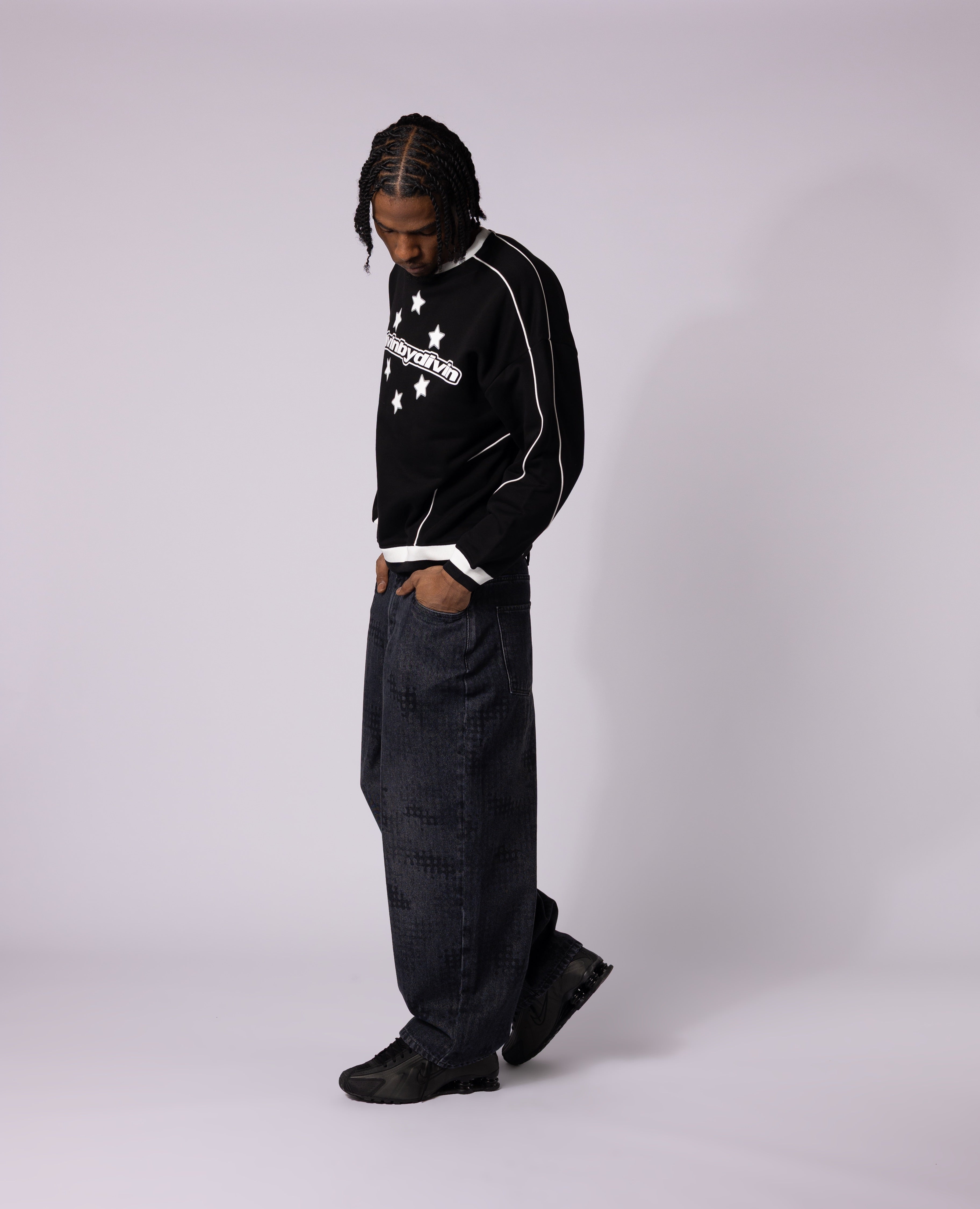 BLACK 6SNOW CREWNECK
