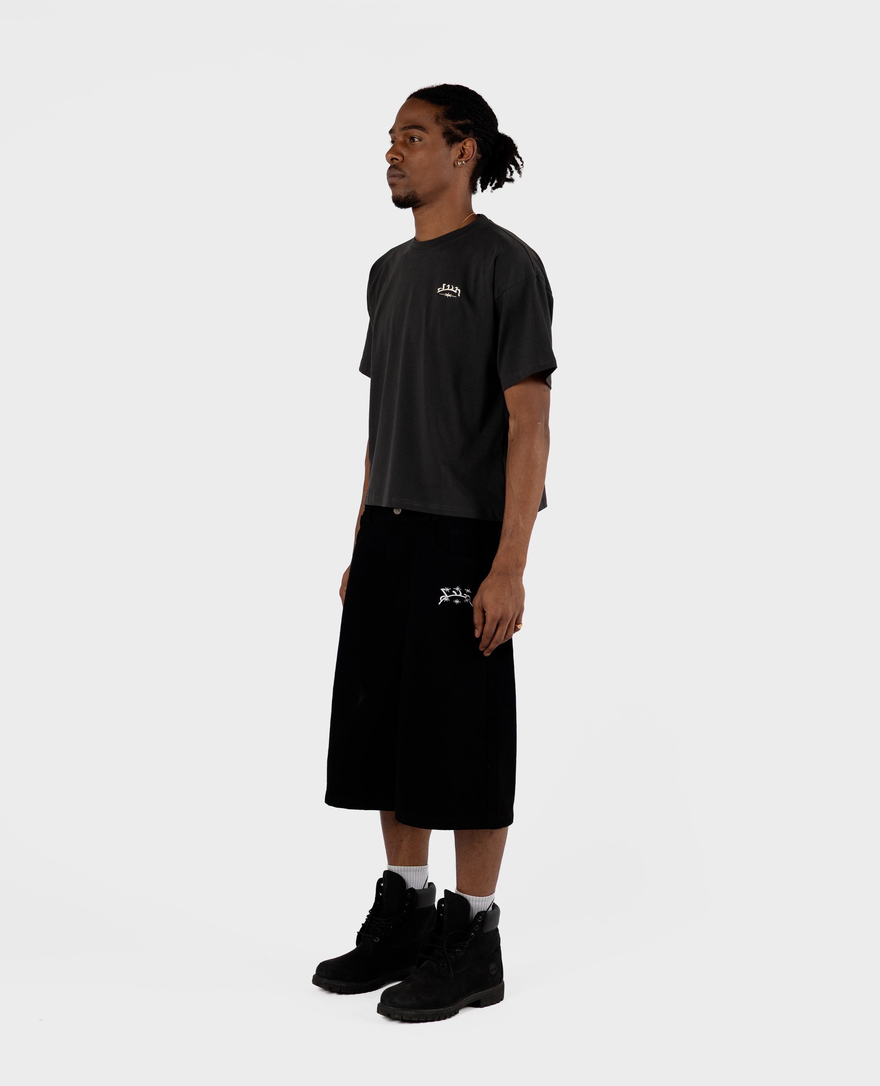 THE SIX STARS T-SHIRT - BLACK