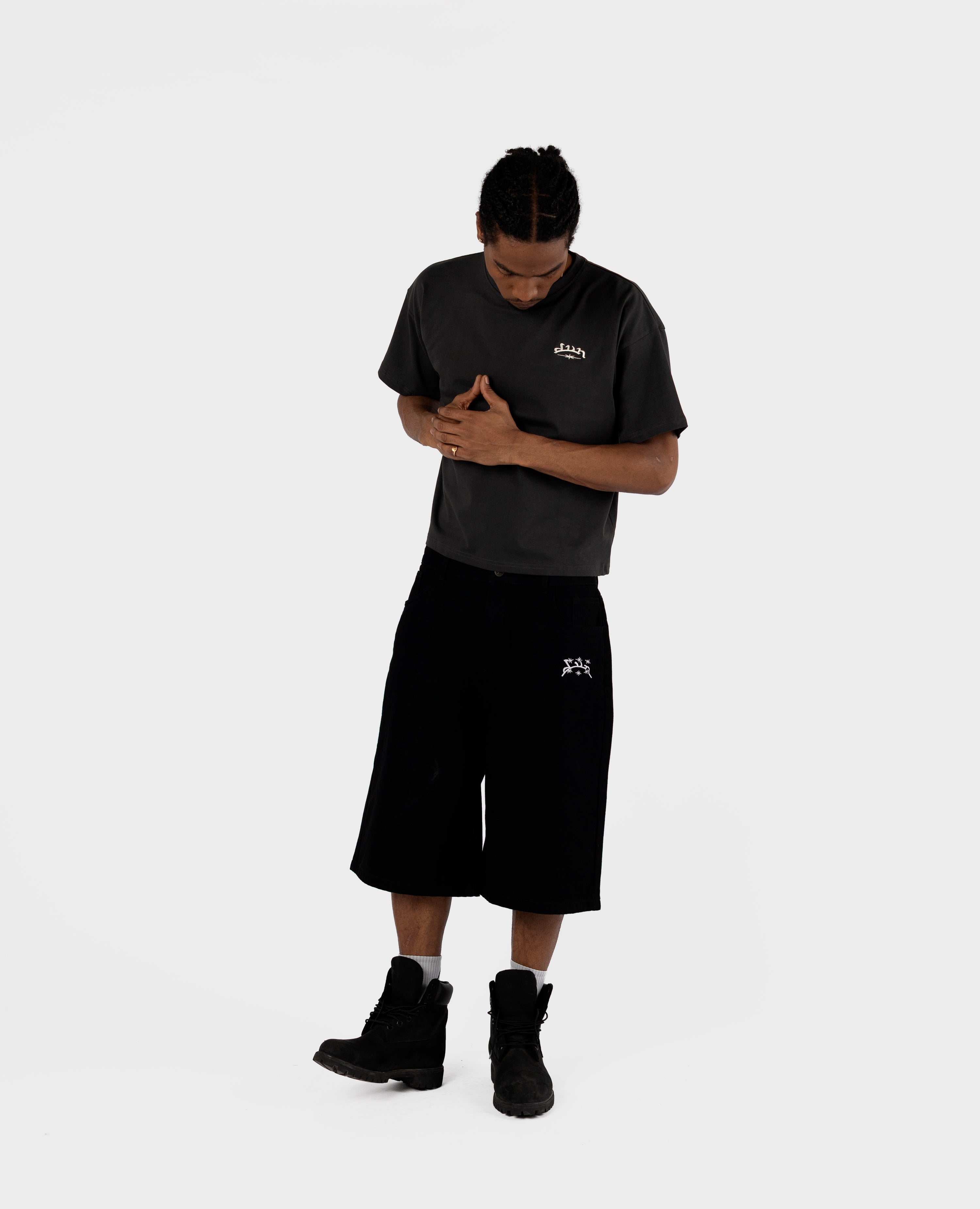 THE SIX STARS T-SHIRT - BLACK