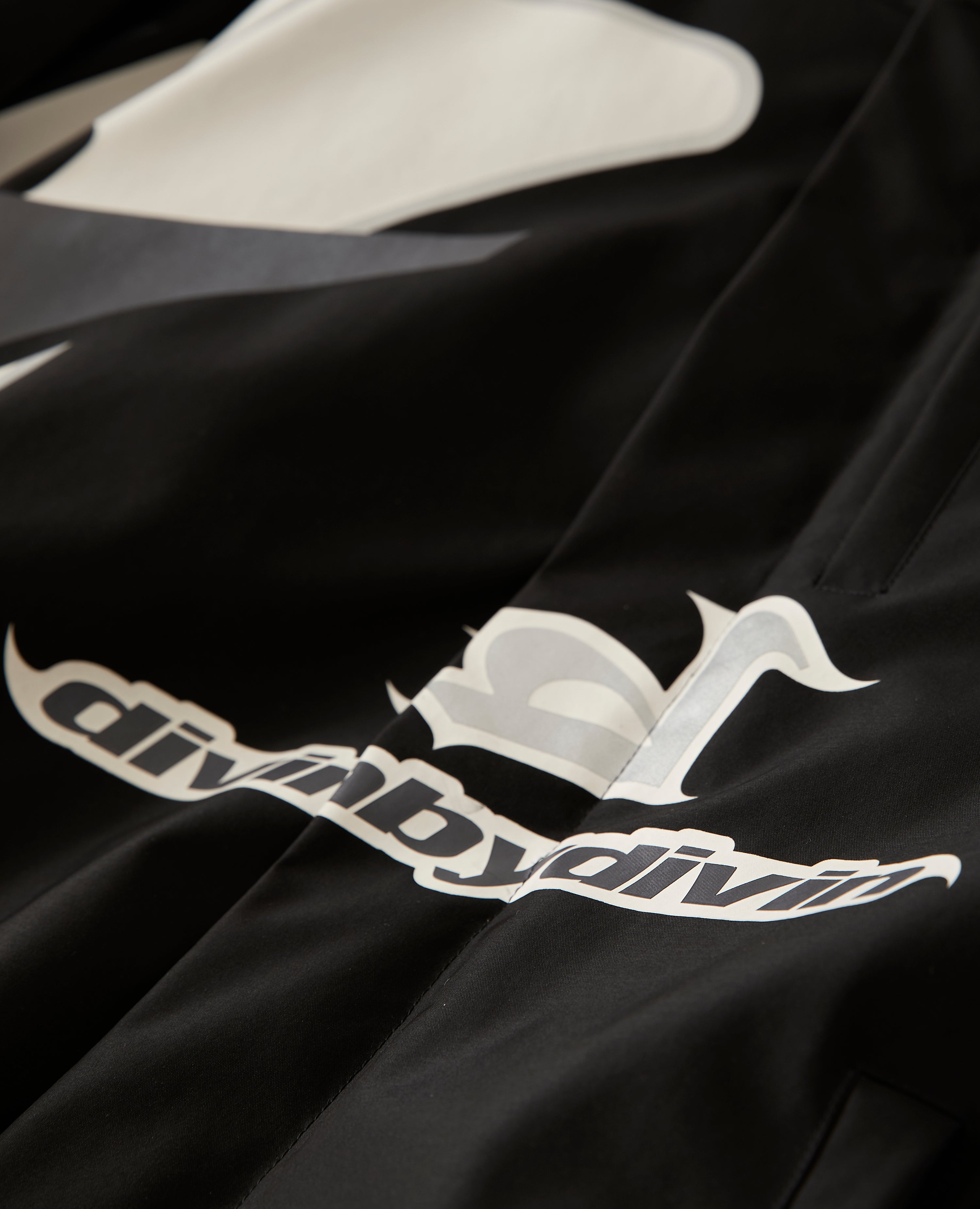 BLACK 6SNOW VEST