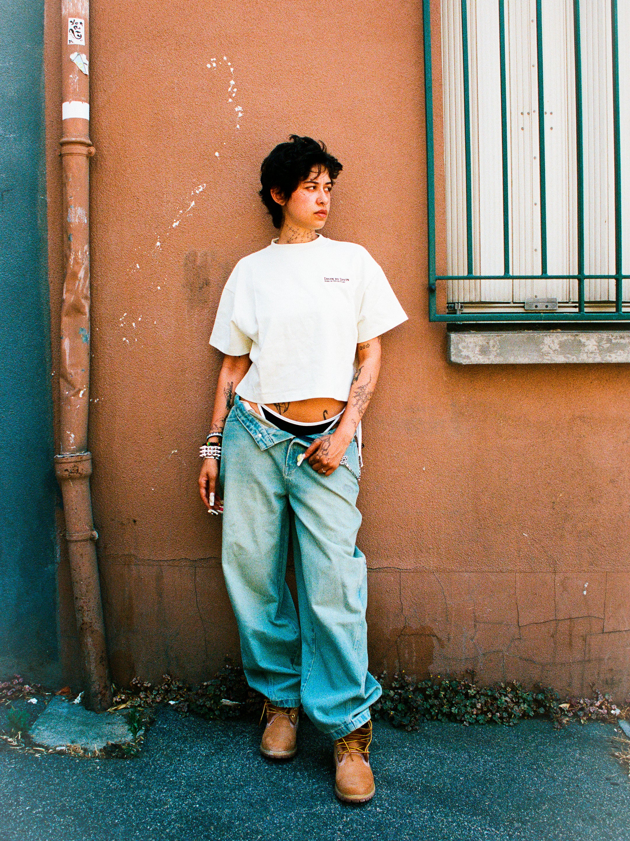 WOMENS BEIGE CLASSIC T-SHIRT